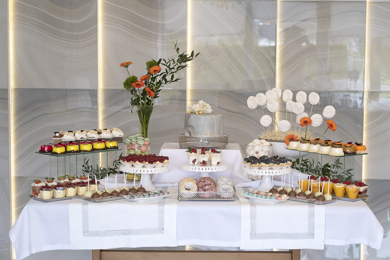 01-web-cała kompozycja-jarzebinscy-piekarnia-cukiernia-slodki-stol